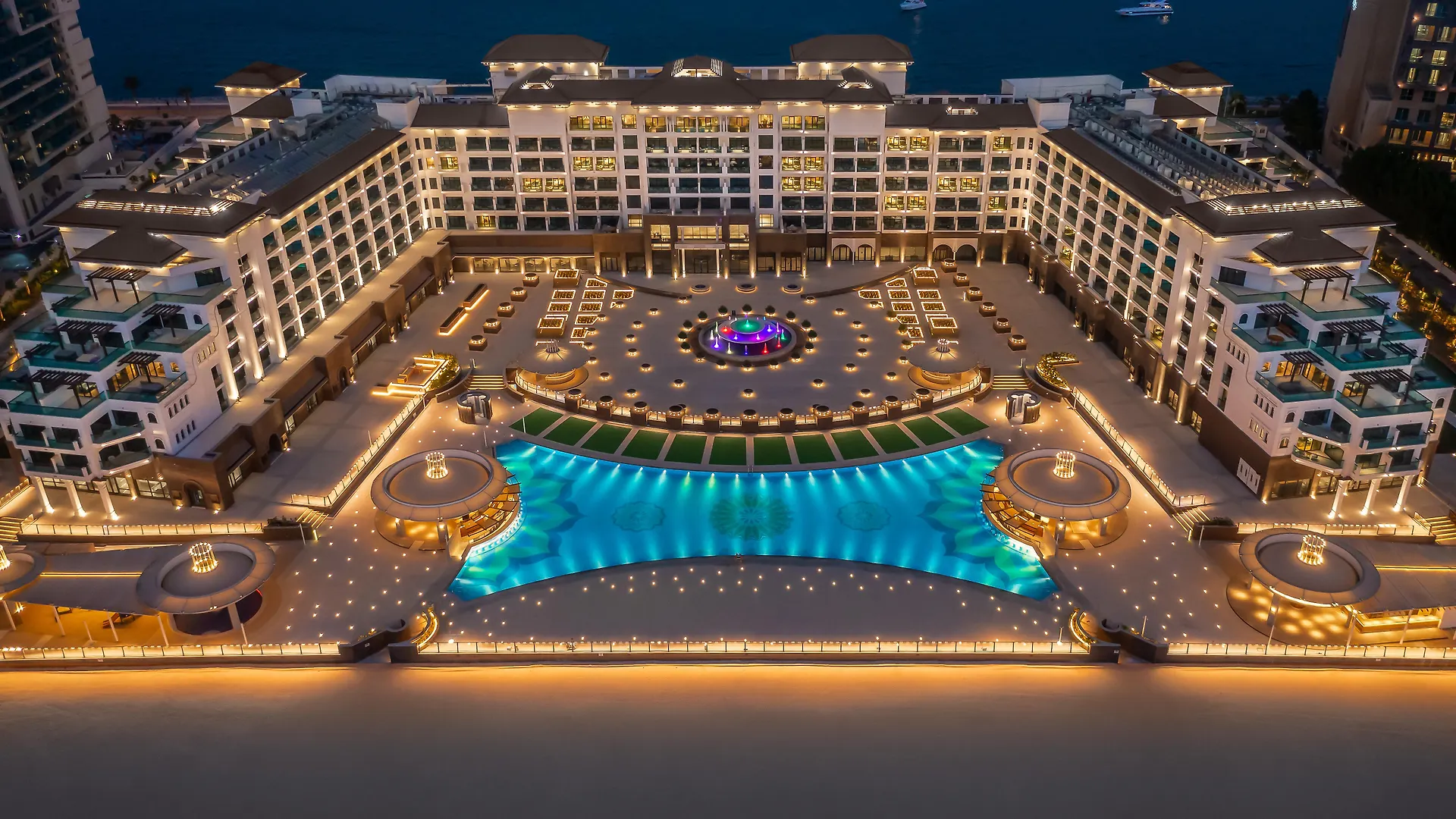 Taj Exotica Resort & Spa, The Palm, Dubaj 5*,